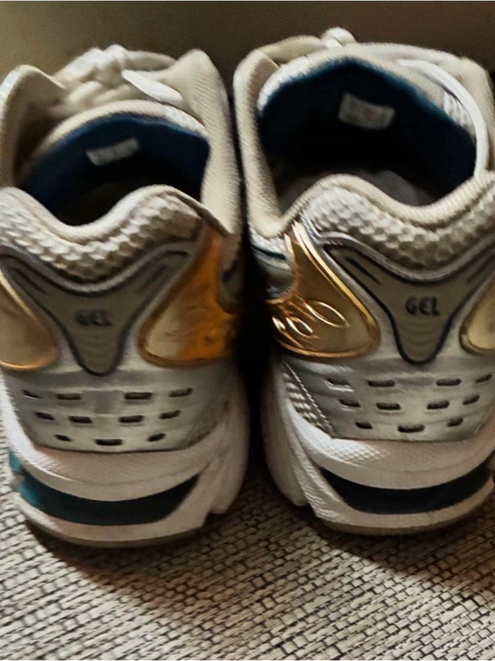 Kids White and Gold Gel Running Shoes Size 13